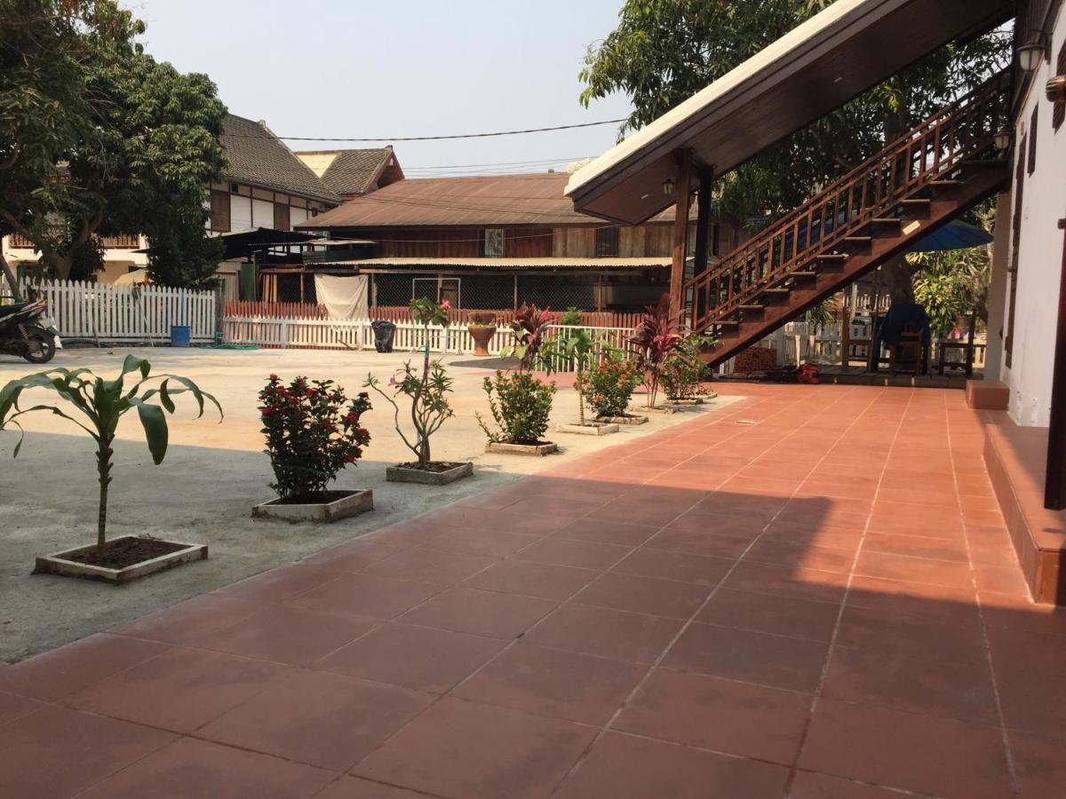 Beauty Season 1935 Hotel Luang Prabang Exteriör bild